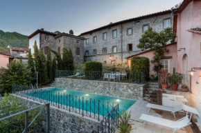 Palazzo Giusti, Understated Luxury with a Welcoming Ambience on the Hills of Lucca Pescaglia